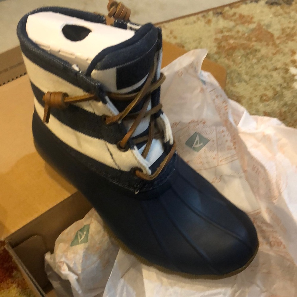 Sperry duck boots